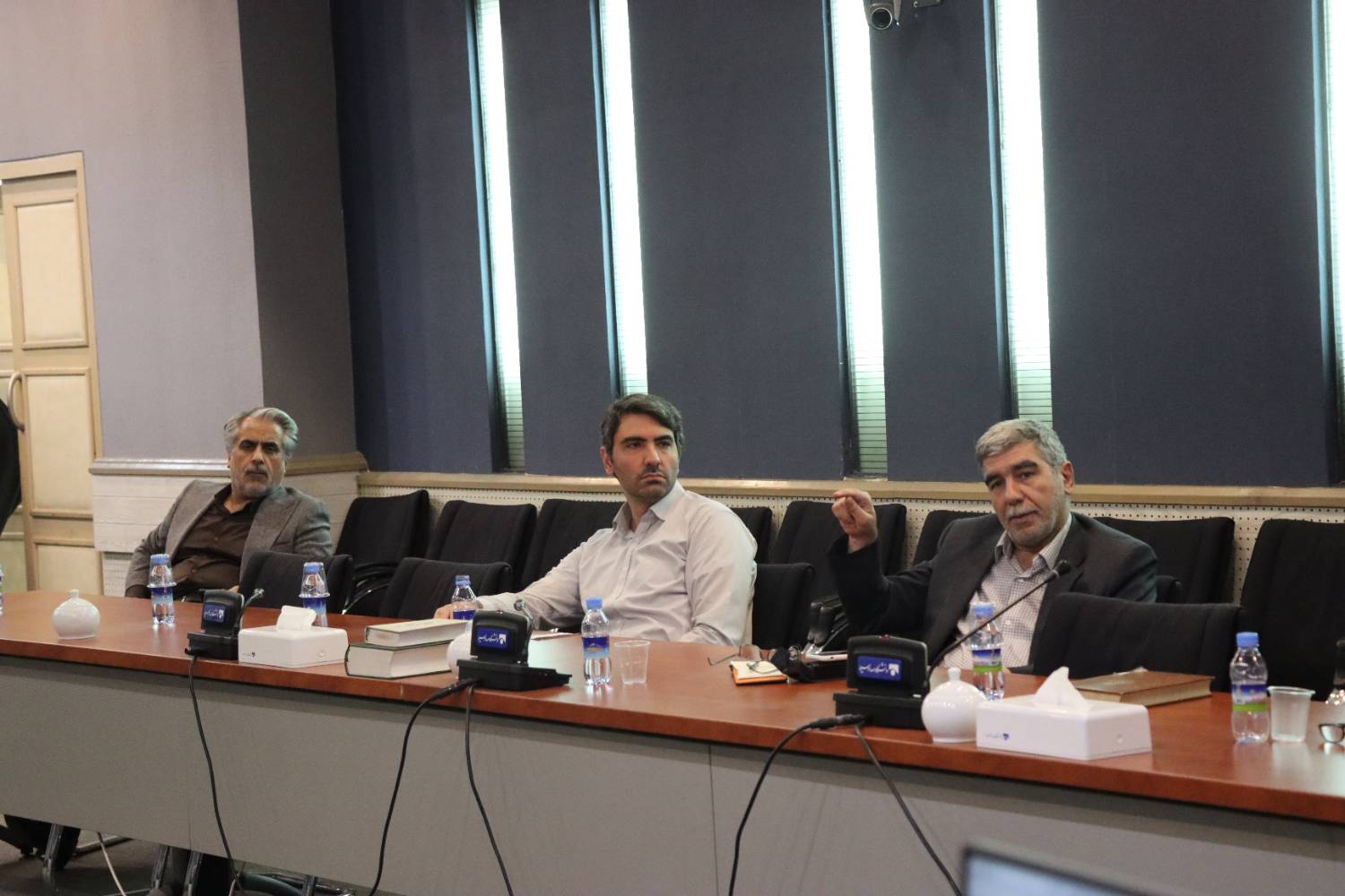 کارگاه «کاربست های مجاز و غیرمجاز استفاده از هوش مصنوعی»