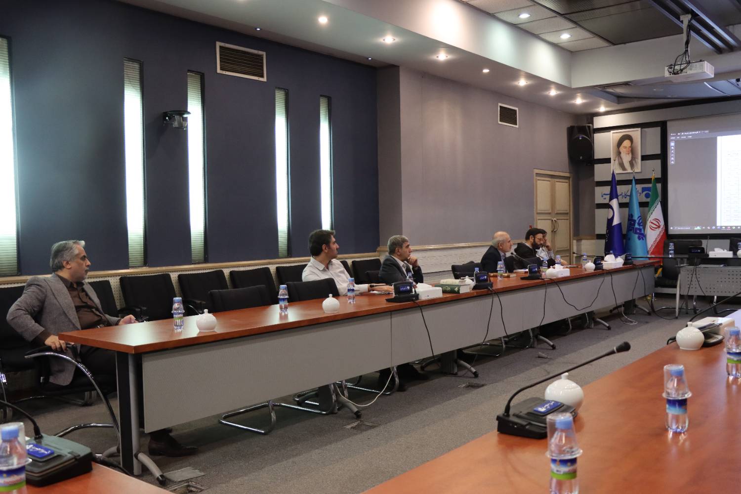 کارگاه «کاربست های مجاز و غیرمجاز استفاده از هوش مصنوعی»