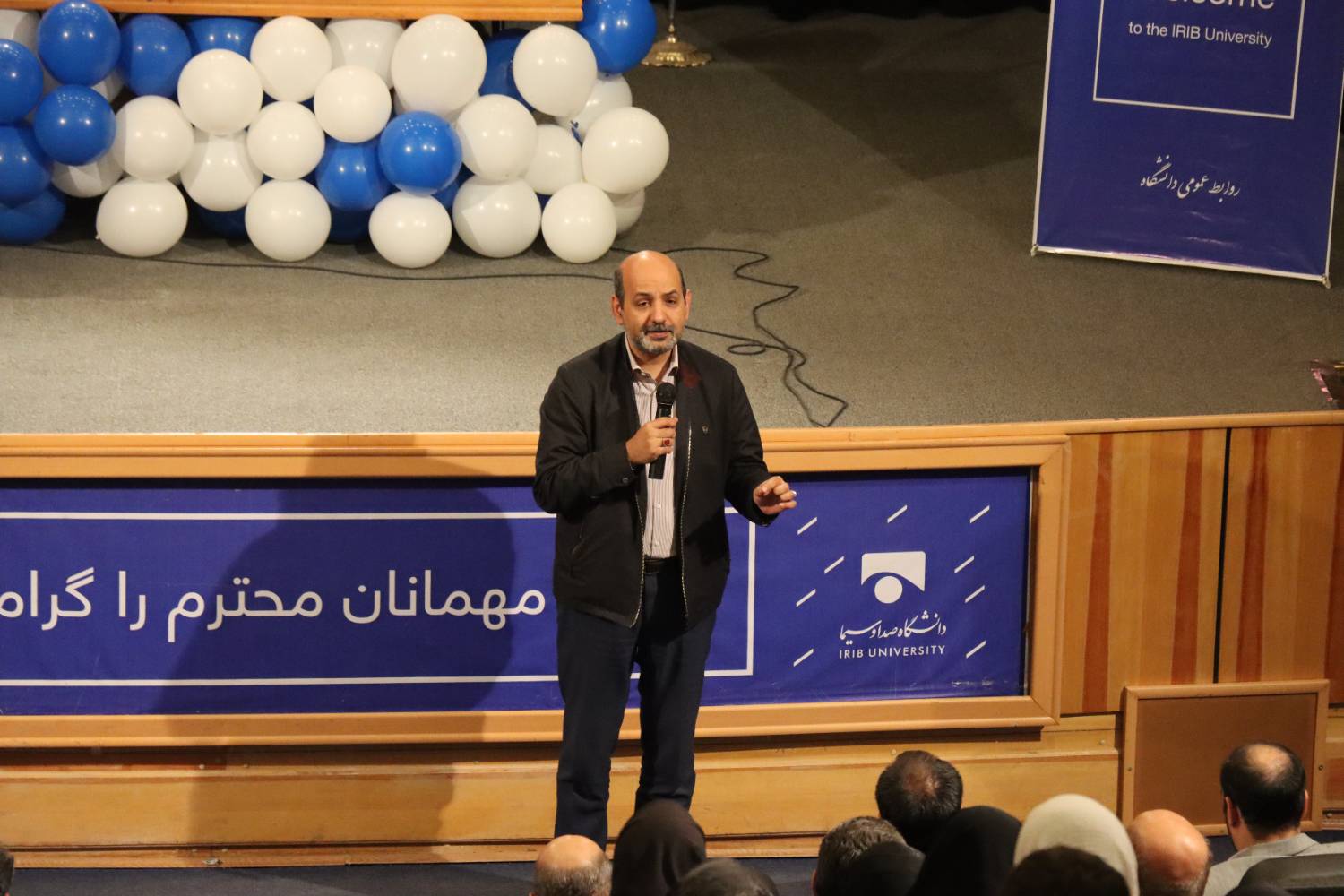 آیین استقبال از نوورودی‌های دانشگاه صداوسیما به همراه خانواده‌ها