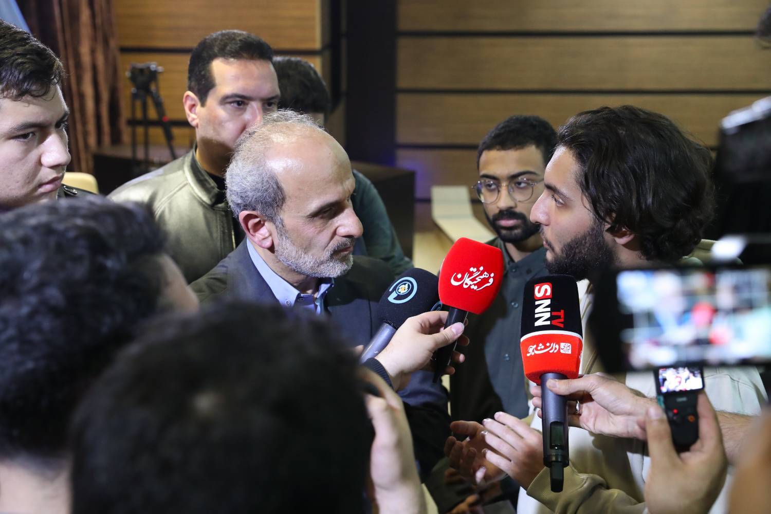 حضور دکتر جبلی در دانشگاه شهید بهشتی به مناسبت روز دانشجو: سری اول