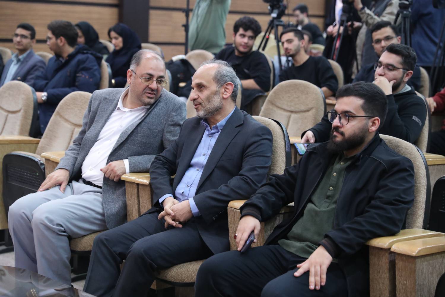 حضور دکتر جبلی در دانشگاه شهید بهشتی به مناسبت روز دانشجو: سری دوم