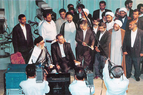 نهم مرداد؛ روزی تاریخی در سازمان صداوسیما / روایت داوود نعمتی انارکی از بازدید ۱۴ ساعته رهبر انقلاب سرپرست سازمان ملی زمین و مسکن منصوب شد