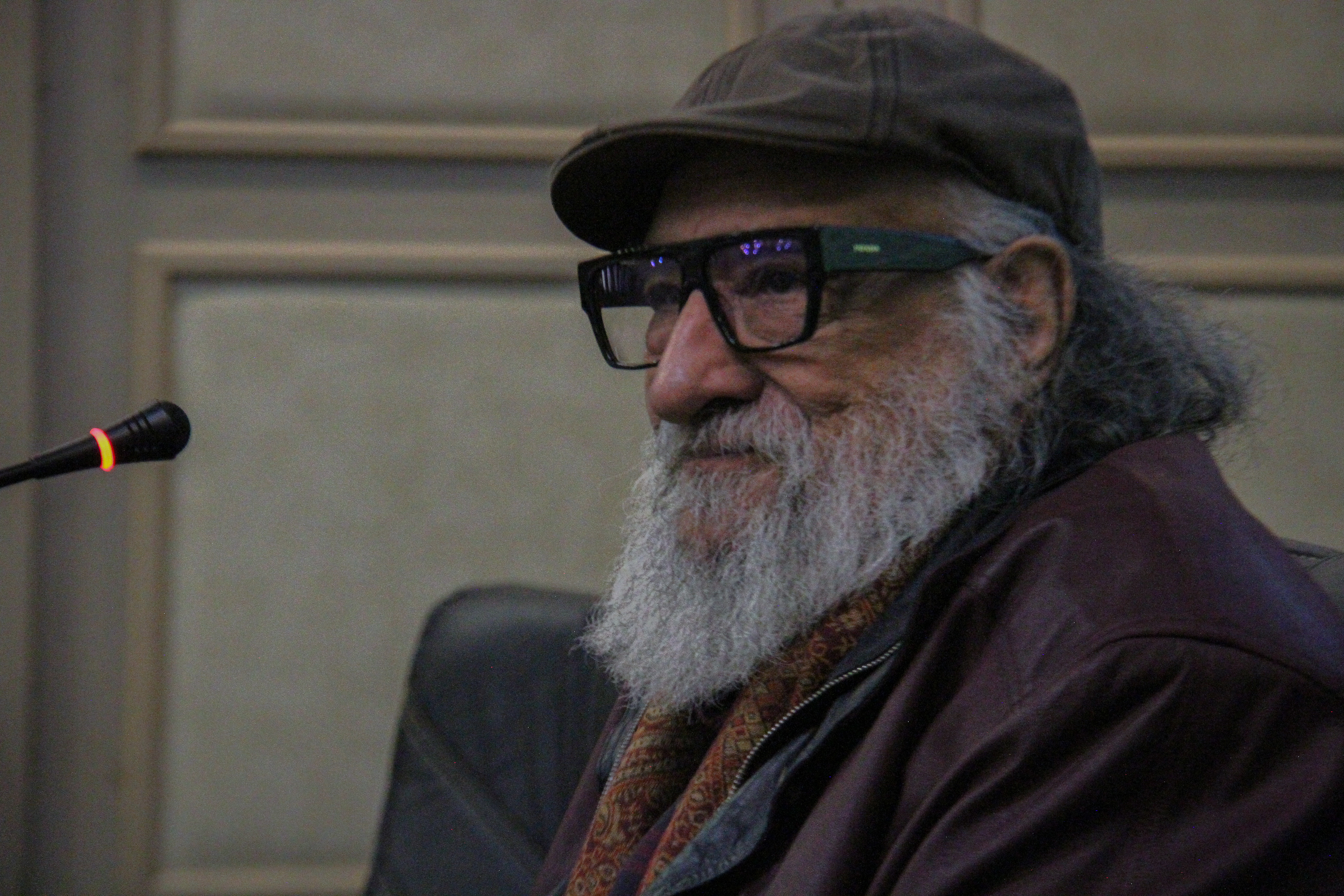 برگزاری نشست تخصصی مبانی بازیگری با حضور داریوش ارجمند در دانشگاه صداوسیما