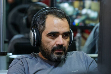 تشریح پروسه تولید «خون سبز»، باید به پشتیبانی از آرمان مقدس برخاست