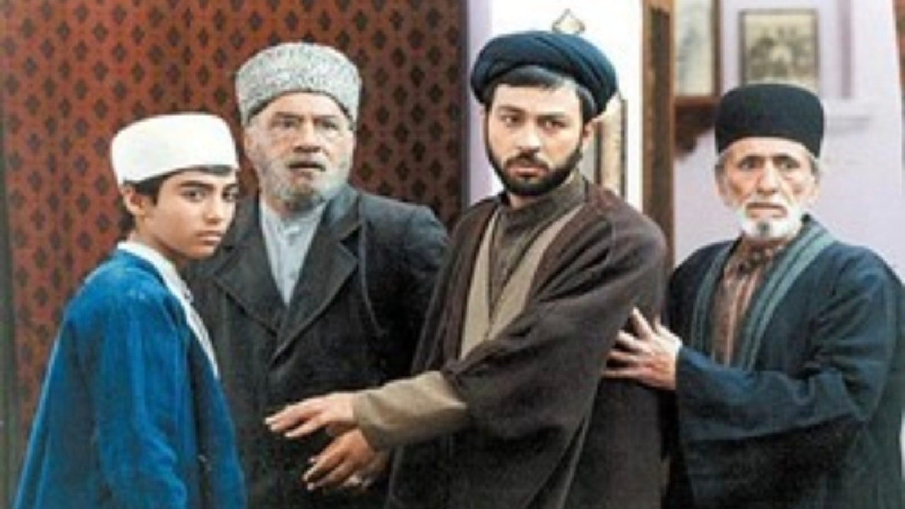 فیلم «صنوبر»؛ روایتی از نوجوانی امام خمینی (ره) پخش شد سرپرست سازمان ملی زمین و مسکن منصوب شد