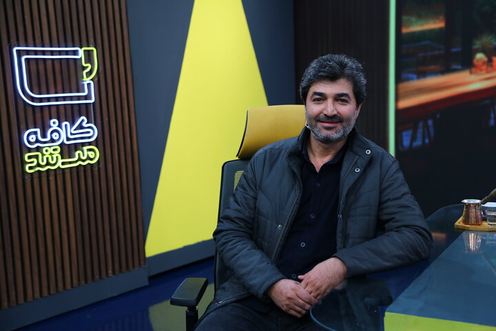 «آقا نعمت» روی میز «کافه مستند»؛ روایتی صمیمی از خاطرات احمد پژمان