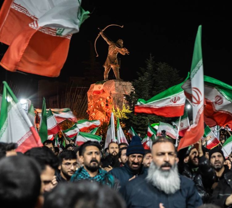 رسانه ملی و مأموریت خطیر بازسازی سرمایه اجتماعی در عصر پس از جنگ