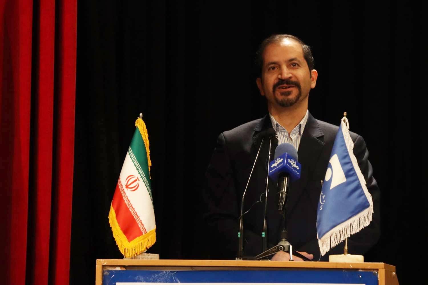 دکتر پیمان صالحی معاون پژوهشی وزارت علوم: