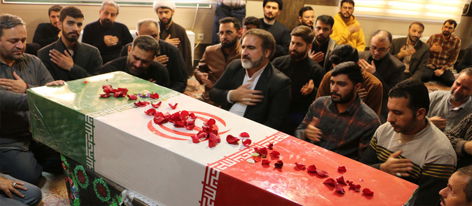 گزارش تصویری از مراسم استقبال از شهید گمنام در دانشکده دین و رسانه