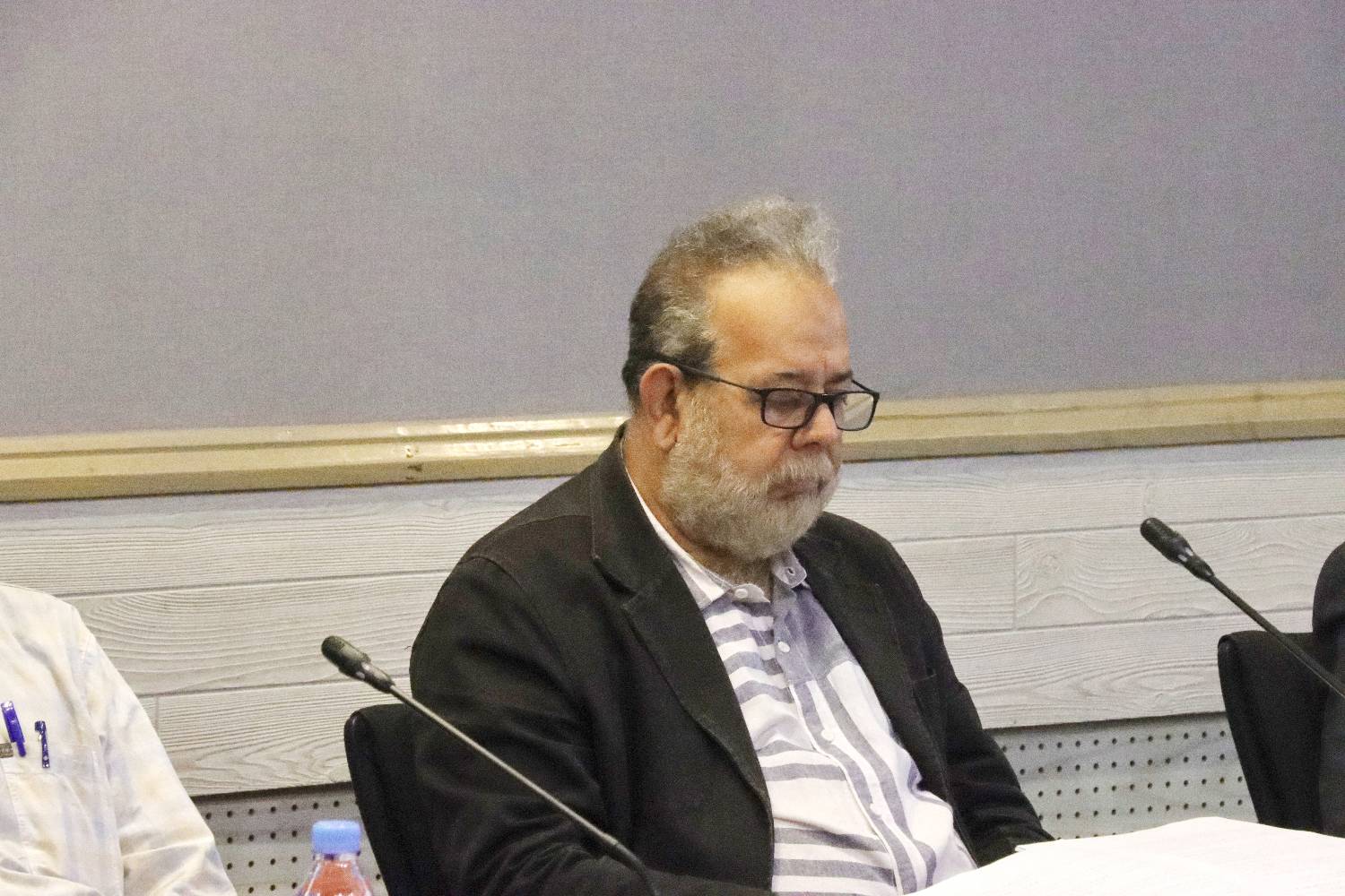 نشست علمی صدایی که خاموش نشد